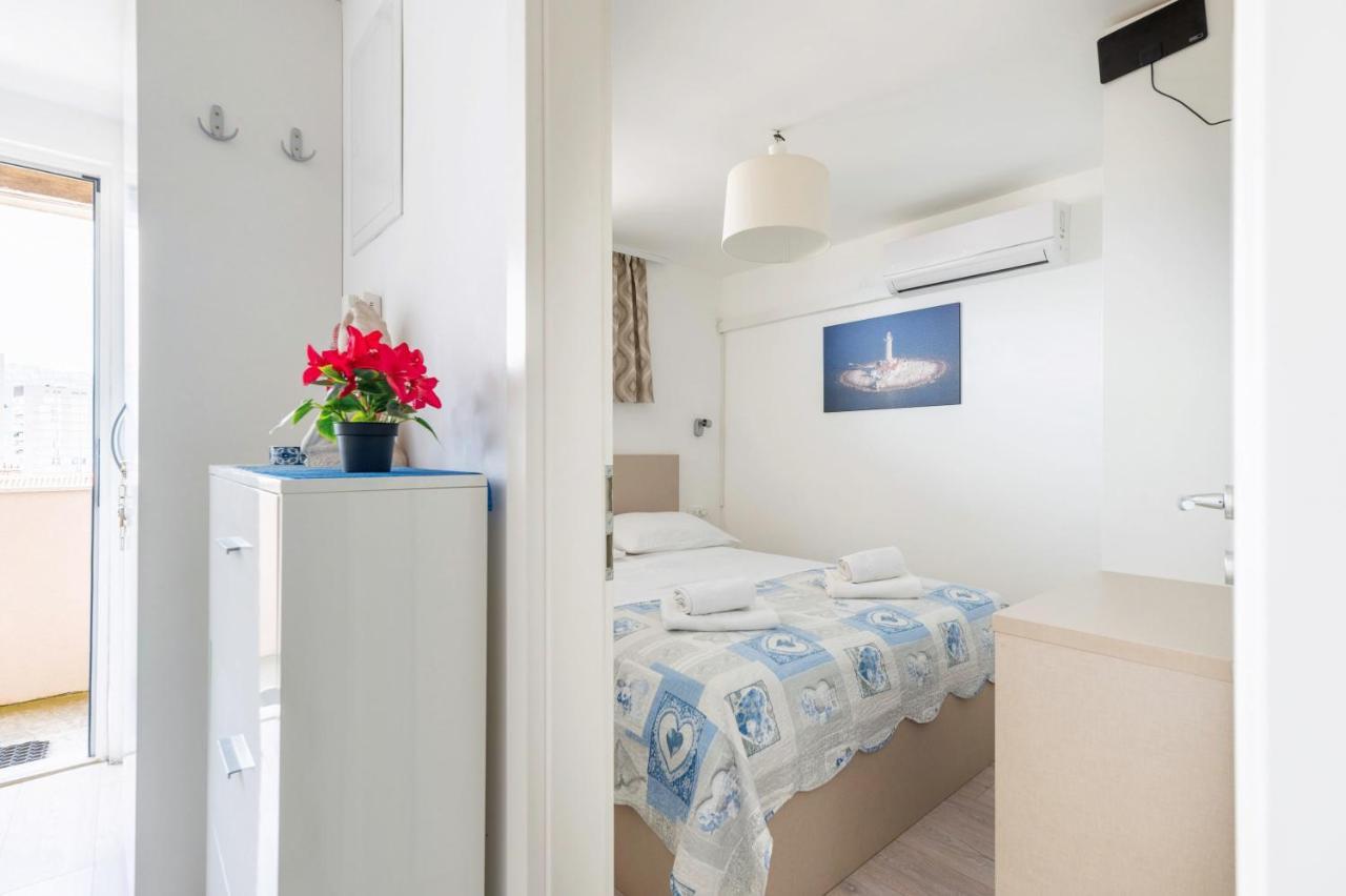 Frana Blue Apartment Split Dış mekan fotoğraf